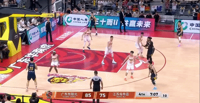 看了张皓嘉赛后激动落泪的感人场面,才发现,焦泊乔离归队不远了
