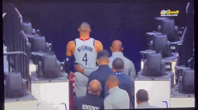 vip 注册地址-NBA官宣终身禁赛!文班亚马???|NBA总决赛|球迷|合影|比赛|球员_新浪体育_新浪新闻